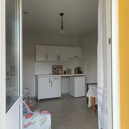 ホームステイ Mavi Melodi フェティエ